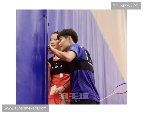 南京羽毛球队与深圳羽毛球队赛后复盘团队协作的成功与不足分析 南京羽毛球队与深圳羽毛球队赛后复盘团队协作的成功与不足分析