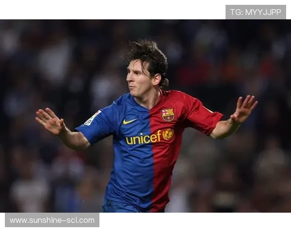 梅西足球生涯精彩瞬间回顾与经典集锦展示