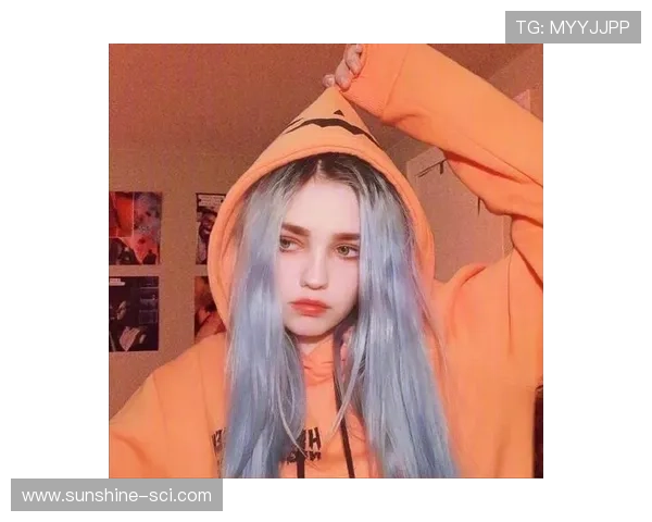 高冷女生与足球明星头像的完美结合展现独特魅力与个性风格